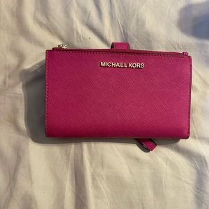Michael kors wallet